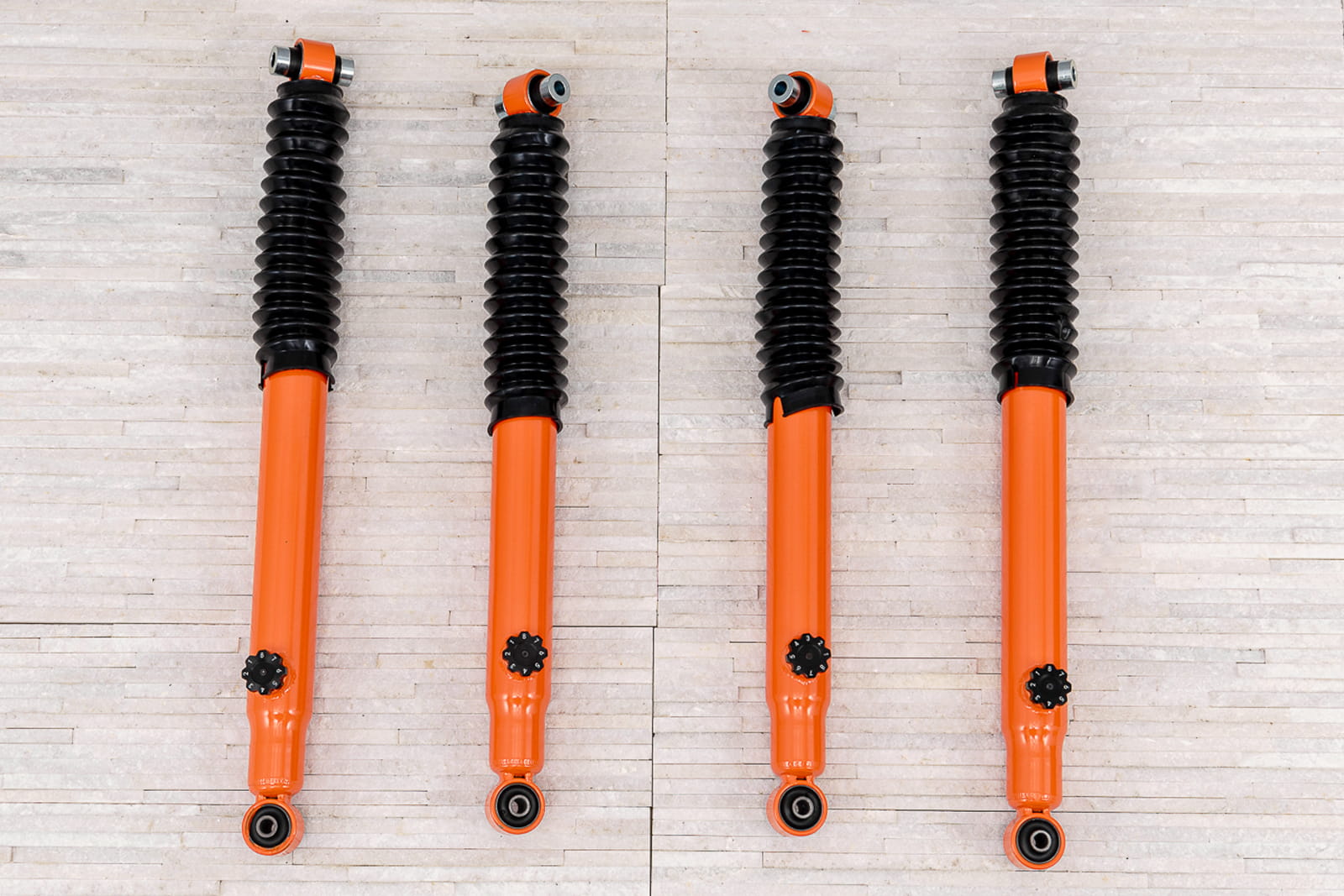 JEEP-WRANGLER-JL-2018-állítható lengéscsillapító-LIFTU-2,5-3