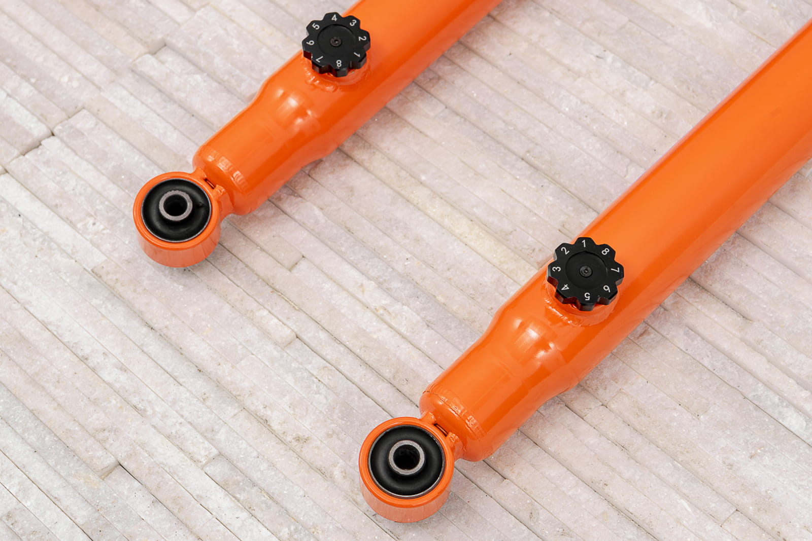 Jeep JL lengéscsillapító STR 2,5" emeléshez - Image 2