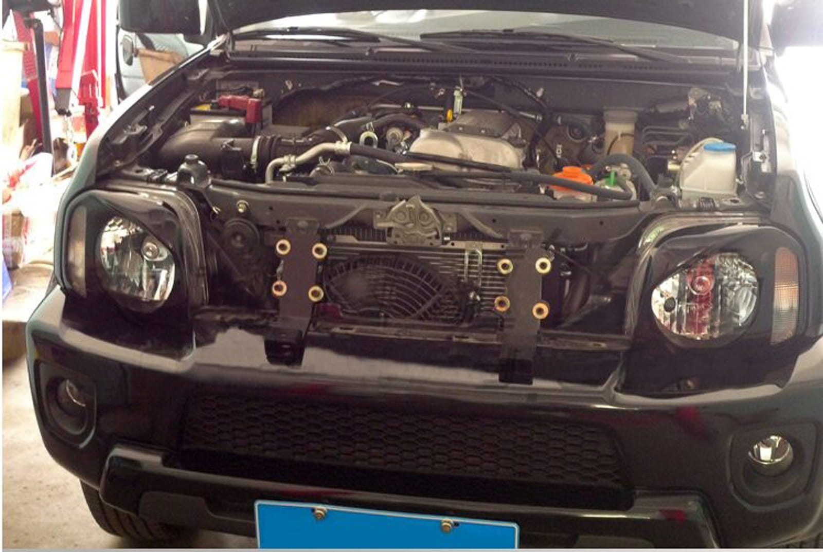 SUZUKI-JIMNY-lámpa tartó