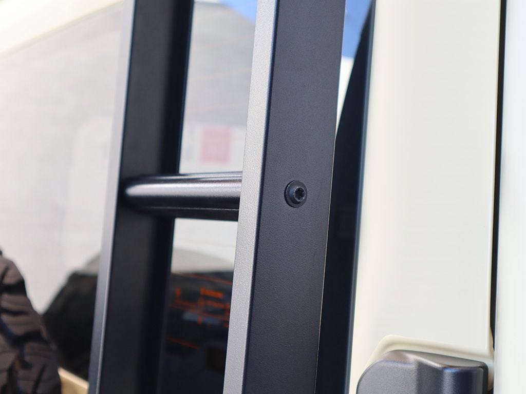 létra hátsóajtóra Suzuki Jimny 2018 után Front runner lasj004